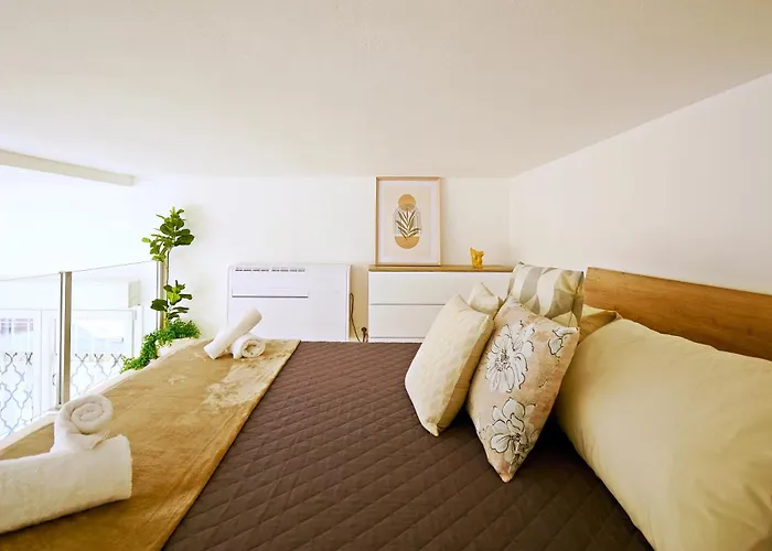 Dante Apartment